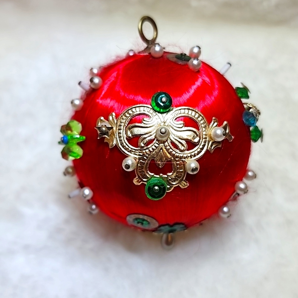 Vintage 60's PushPin Christmas Ornament